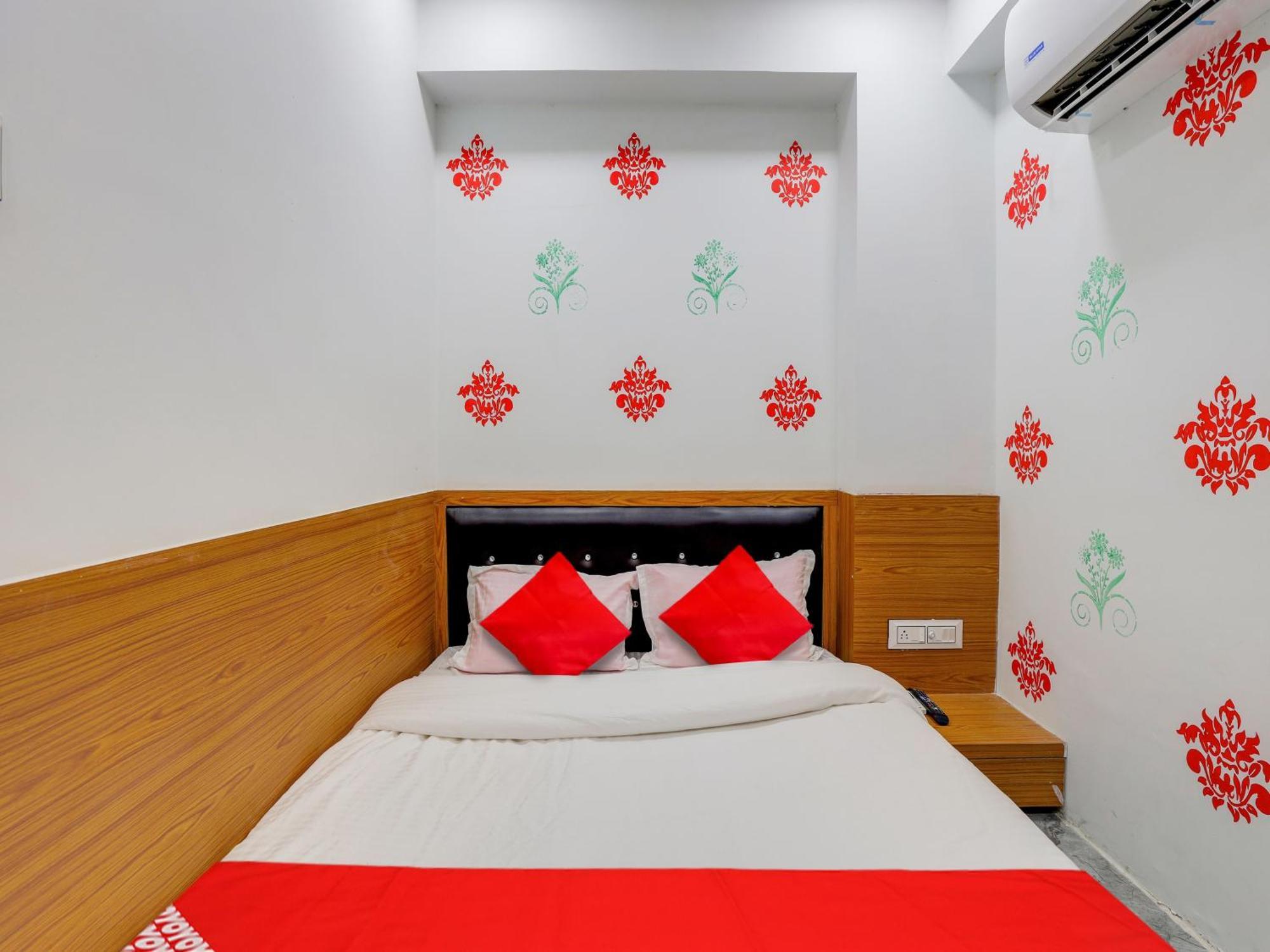 Hotel O Green City Сурат Екстериор снимка